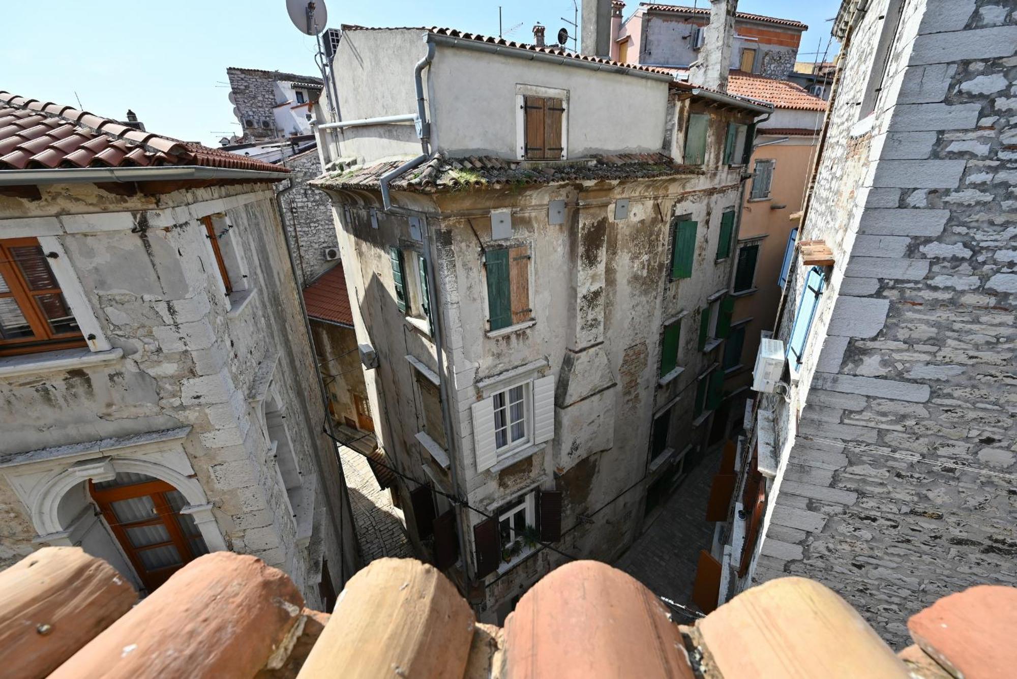 Alice Apartment With Balcony Ρόβινι Εξωτερικό φωτογραφία