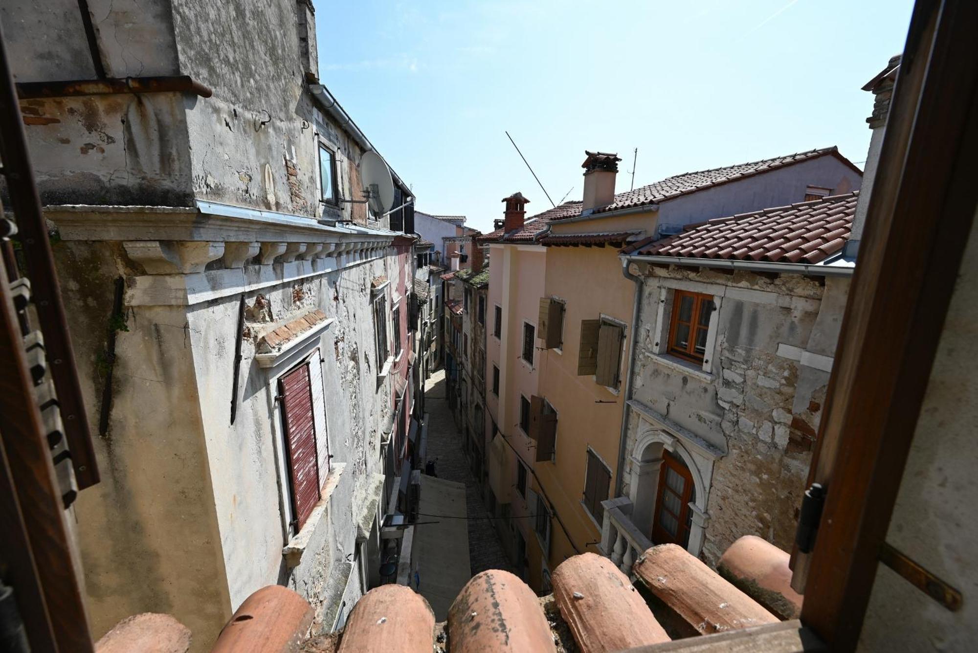 Alice Apartment With Balcony Ρόβινι Εξωτερικό φωτογραφία