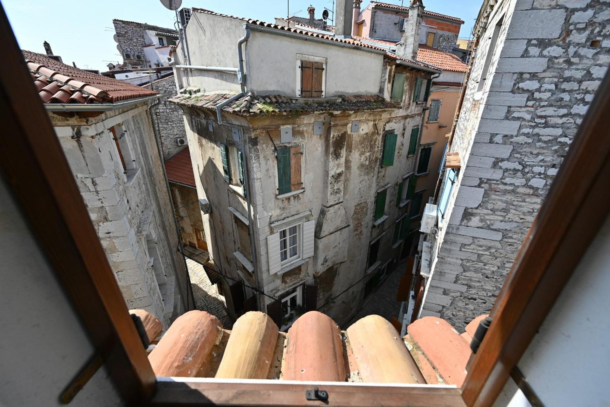 Alice Apartment With Balcony Ρόβινι Εξωτερικό φωτογραφία